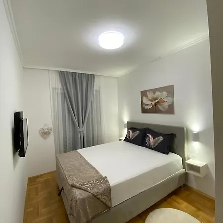Stars Lux * Budva